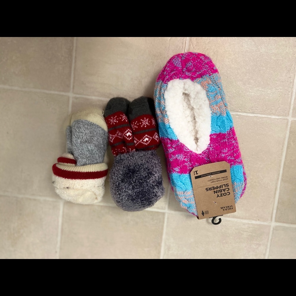 Cabin socks/fuzzy socks